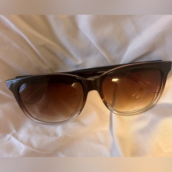 Kardashian sunglasses - Picture 3 of 10